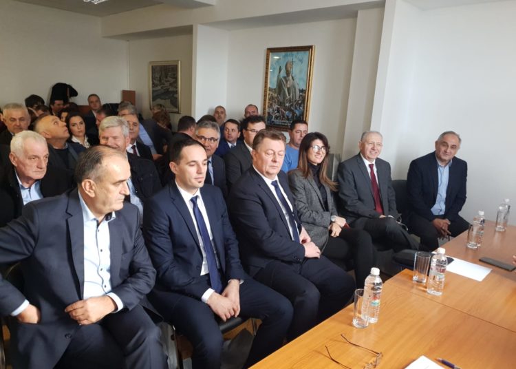 Čović posjetio Županijski odbor HDZ-a BiH Županije Zapadnohercegovačke