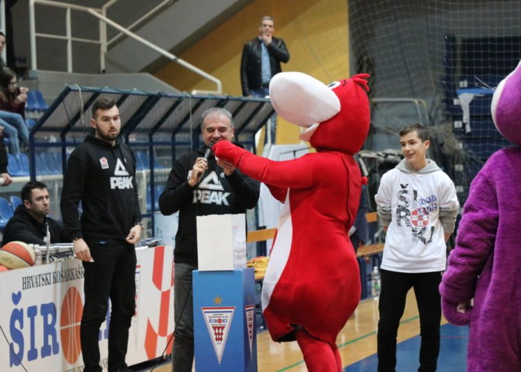 Centralko uz HKK Široki!