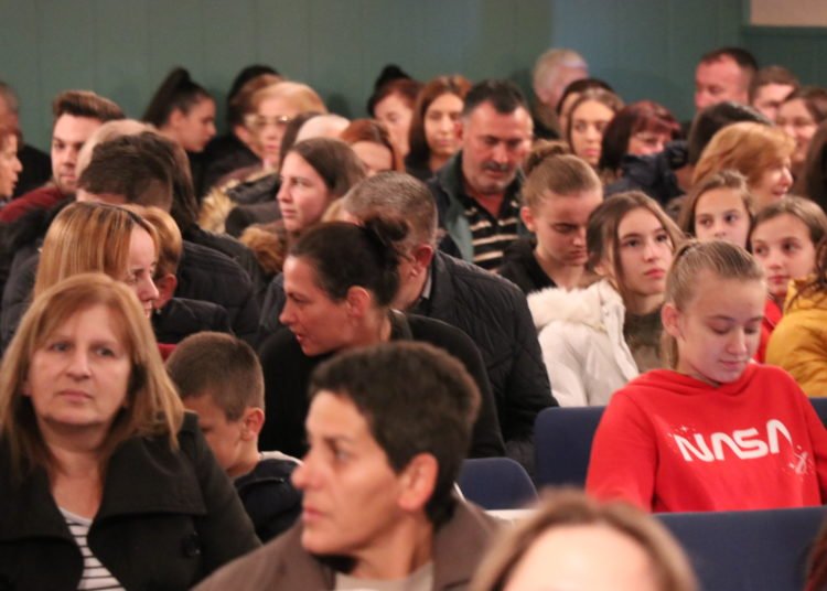 Koncert HKUD „Hercegovac“ oduševio publiku u Širokom Brijegu!