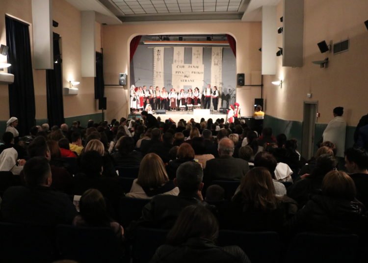 Koncert HKUD „Hercegovac“ oduševio publiku u Širokom Brijegu!