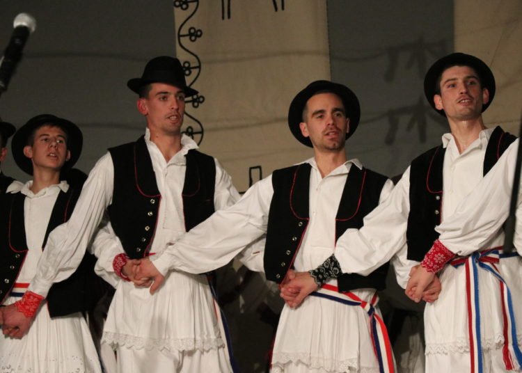 Koncert HKUD „Hercegovac“ oduševio publiku u Širokom Brijegu!