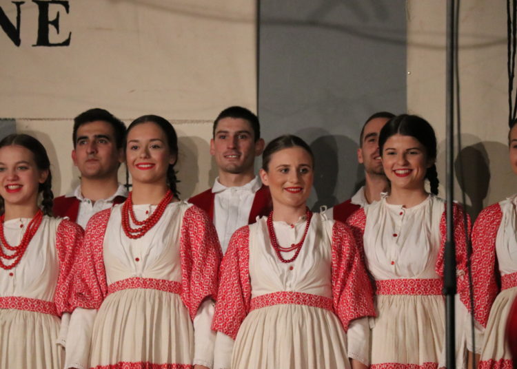 Koncert HKUD „Hercegovac“ oduševio publiku u Širokom Brijegu!