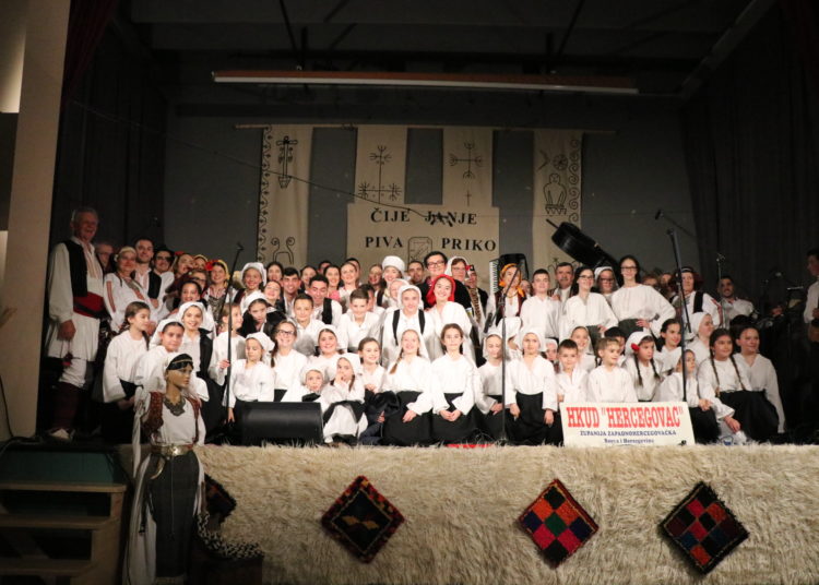Koncert HKUD „Hercegovac“ oduševio publiku u Širokom Brijegu!