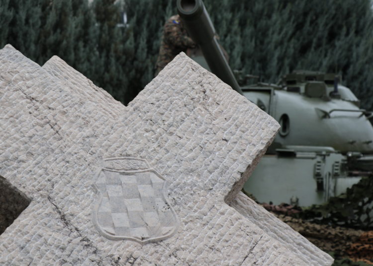 Postavljen tenk na spomen obilježju zaustavljanja tenkova Široki Brijeg – Polog