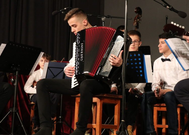 Božićni koncert Glazbene škole Široki Brijeg