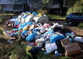 Peti dan blokade Uborka: Mostarci se ponovo guše u smeću