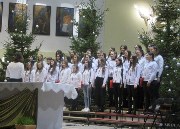 Održan Božićni koncert na Humcu