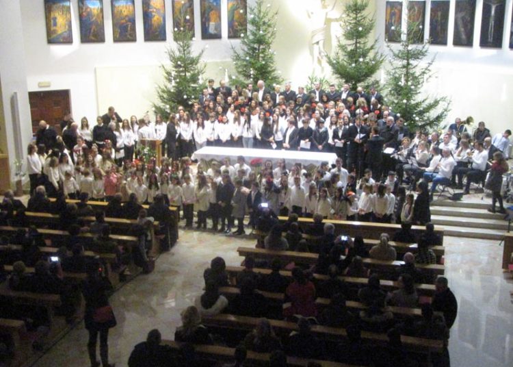 Održan Božićni koncert na Humcu