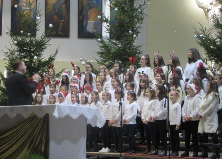 Održan Božićni koncert na Humcu