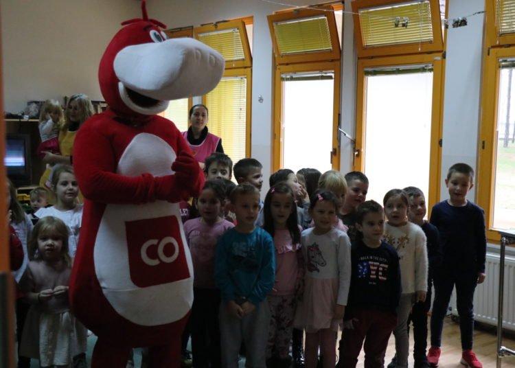 Centralko darivao djecu povodom svetog Nikole!