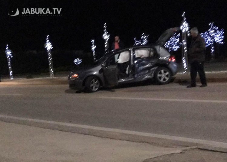 Široki Brijeg: Sudar policije i osobnog automobila