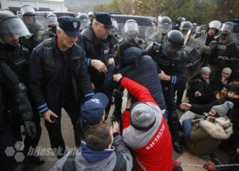 Drama u Mostaru: Smeće prolazi kroz kordon policije
