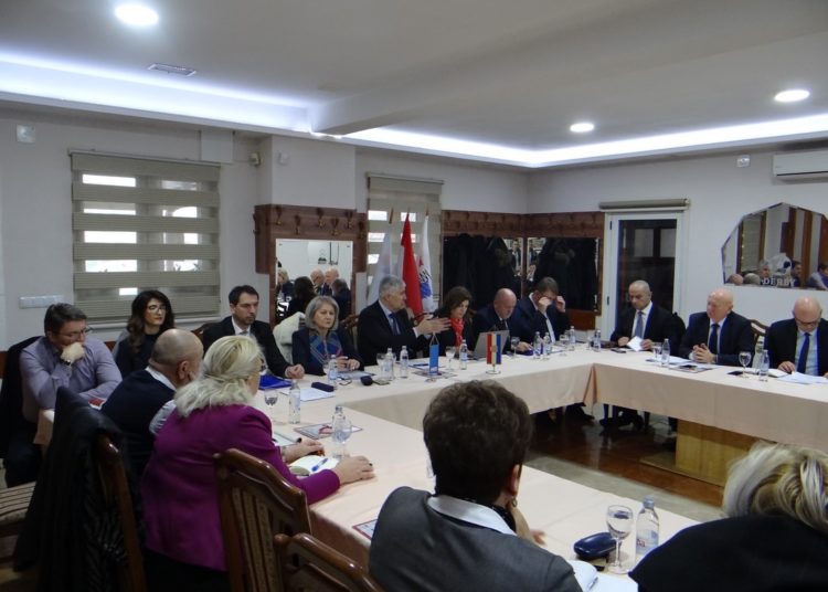 HDZ BiH podržava jednoglasan stav HNS-a o zajedničkom nastupu na Lokalnim izborima 2020. godine