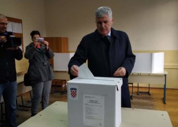 Čović nakon glasovanja: HDZ će osigurati sve što treba da svaki Hrvat može doći u Mostar, Vitez, Livno, Tuzlu, Banja Luku i Sarajevo