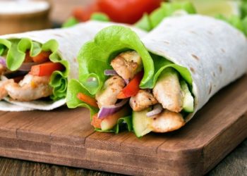 Gotovo za 20 minuta: Fina piletina u tortilji kojoj nećete moći reći ne