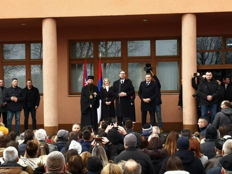 Vučić u Mrkonjić Gradu: Nema više oluja, nema više traktora u srpskoj budućnosti