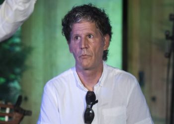 Preminuo poznati glumac, pjevač i komičar Damir Mihanović – Ćubi