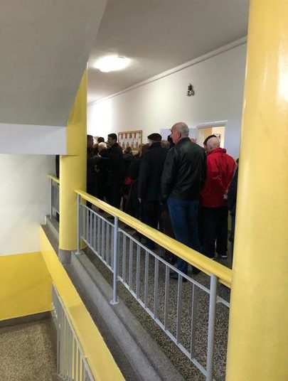Na biračkim mjestima u Mostaru gužva od samog otvaranja birališta