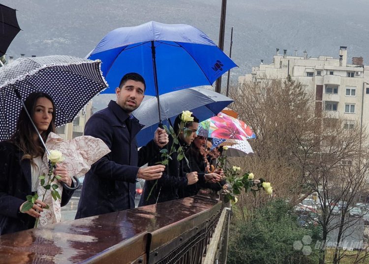 Bijele ruže za pobijene franjevce u Mostaru