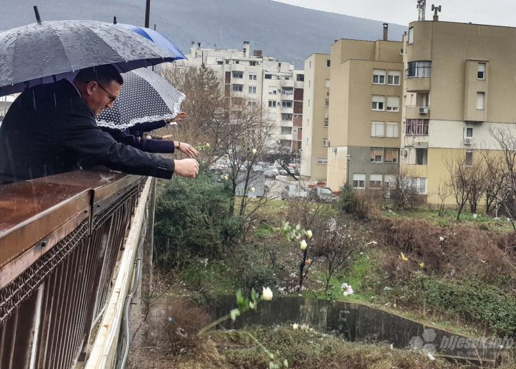 Bijele ruže za pobijene franjevce u Mostaru