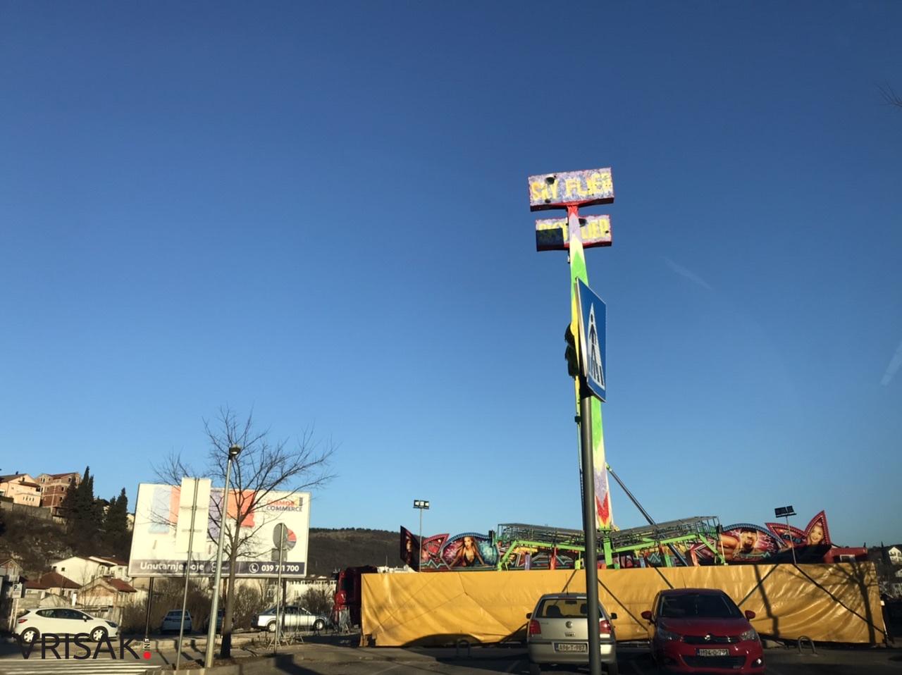 Široki Brijeg: Luna park i famozni “čekić” otvorili svoja vrata