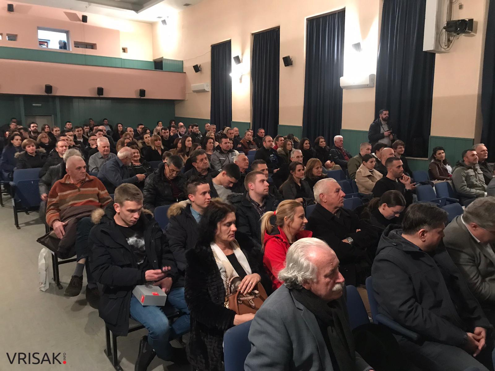 Nino Raspudić predstavio “Kratki espresso” Širokobriježanima