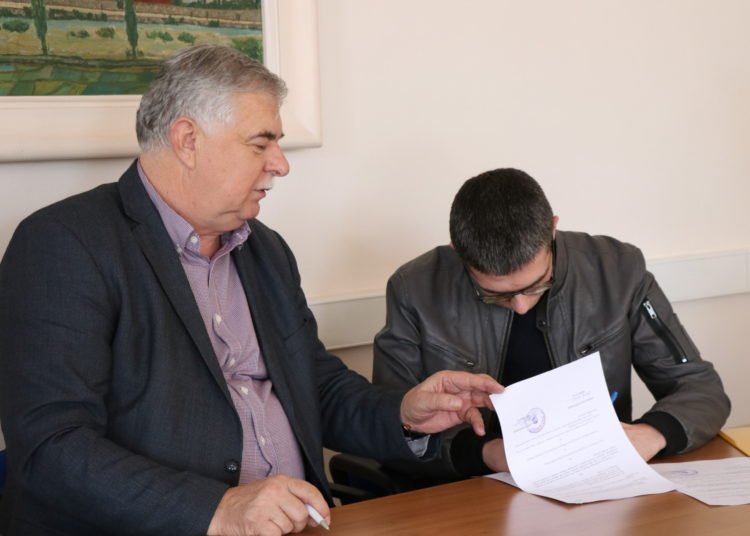 Gradonačelnik Kraljević potpisao ugovore s dobitnicima studentskih stipendija