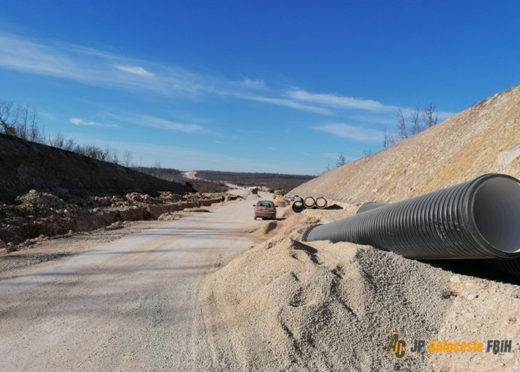 Aktivnosti na poddionici autoceste Buna – Počitelj (FOTOGALERIJA)