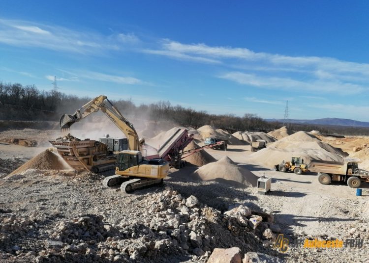 Aktivnosti na poddionici autoceste Buna – Počitelj (FOTOGALERIJA)