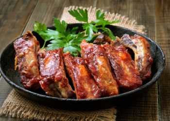 Recept za najsočnija rebarca iz pećnice