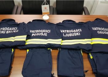 Uprava civilne zaštite ŽZH nabavila vatrogasna odijela za sve profesionalne vatrogasce u Županiji Zapadnohercegovačkoj
