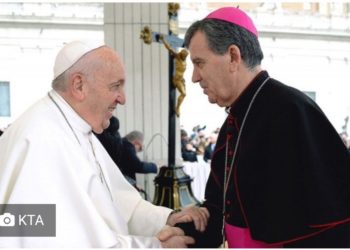 Papa poručio Vukšiću: Činite sve što je moguće kako bi se zaustavio odlazak Hrvata iz BiH