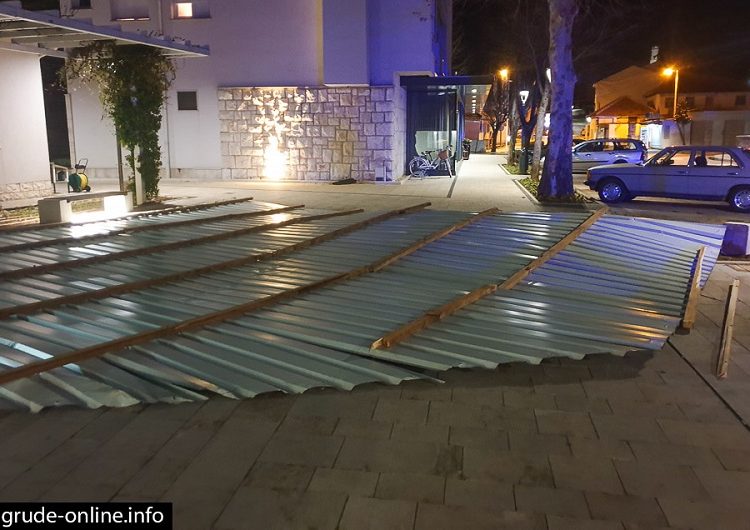 Vjetar digao krov s Eroneta u Grudama i napravio štetu u središtu