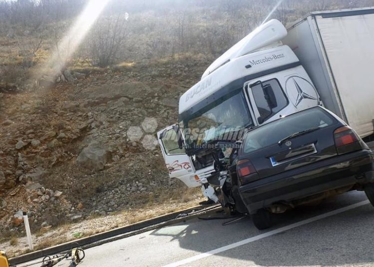 U stravičnoj nesreći na Žovnici smrtno stradale dvije osobe