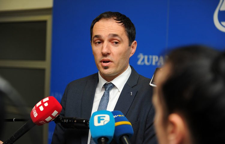 Skupština Županije Zapadnohercegovačke održala 14. redovnu sjednicu (FOTO)