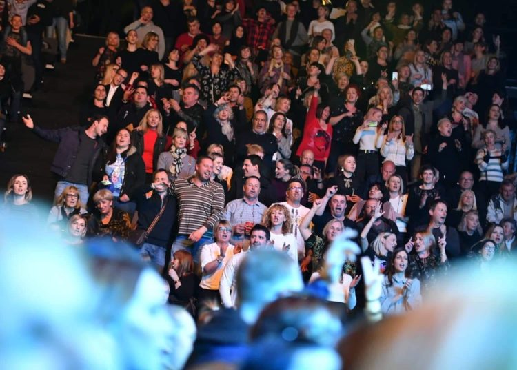 Mate Bulić napravio spektakl pred prepunom Spaladium Arenom (FOTO i VIDEO)