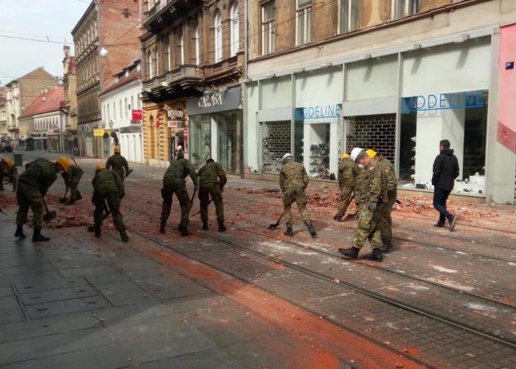 Vojska na ulicama Zagreba; BBB pomogli premjestiti tek rođenu djecu