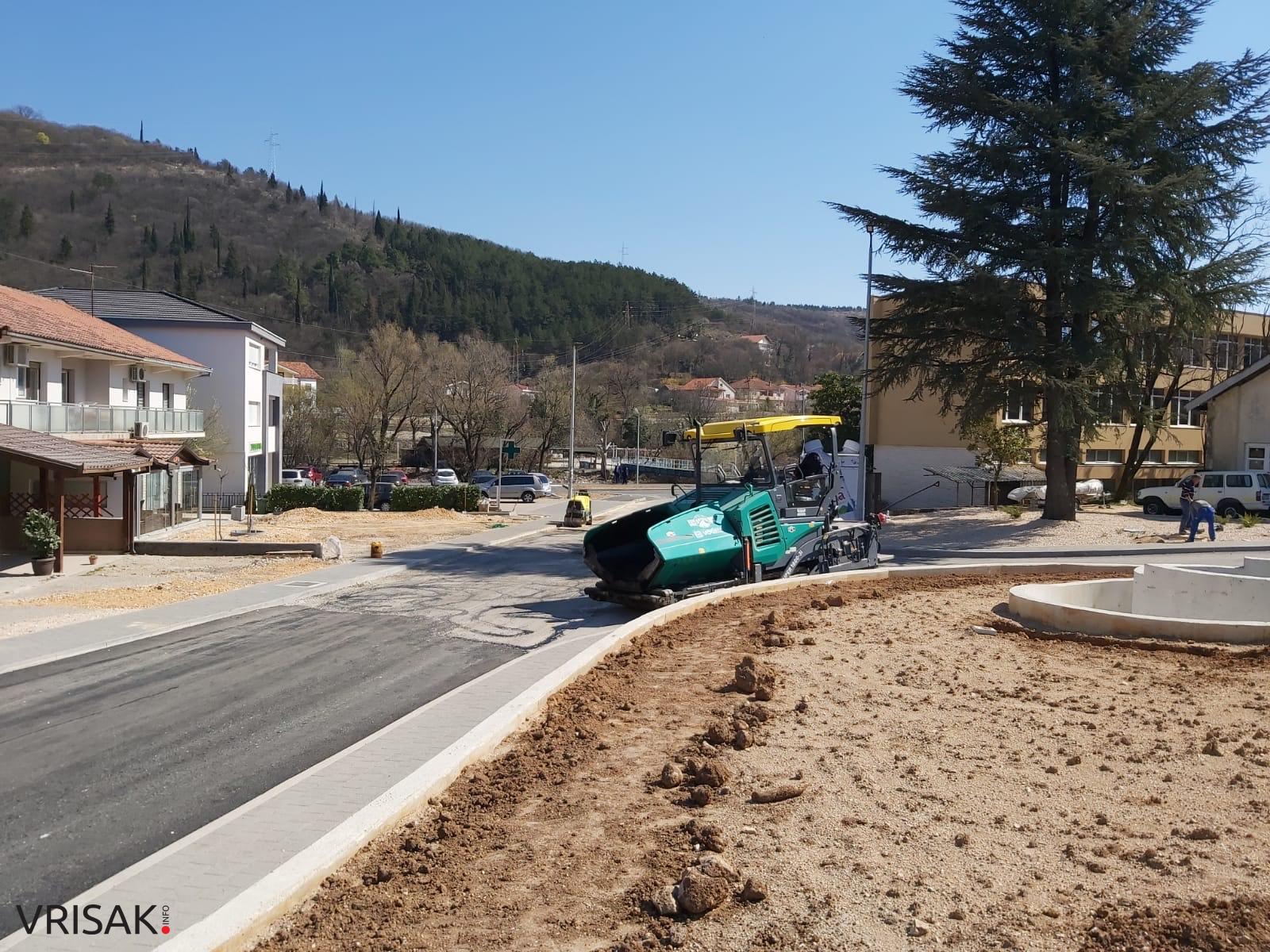 Široki Brijeg: Asfaltiran prometni rotor prema “Maloj školi”