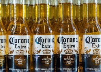 Čak 38% Amerikanaca ne bi naručilo Corona pivo zbog virusa
