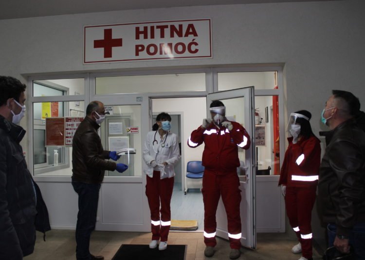 Načelnik Bago uručio 100 zaštitnih vizira Domu zdravlja Posušje