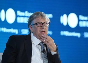 Bill Gates: Cijeli SAD mora u karantenu