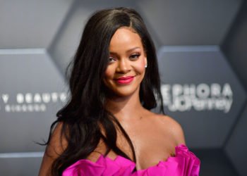 Rihanna planira za deset godina imati bar troje djece: “Ne treba mi muškarac za to”