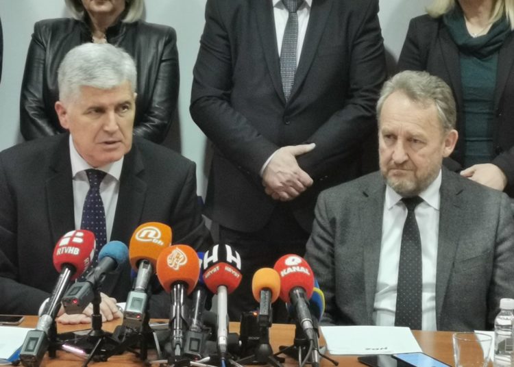 Čović: Daleko smo od dogovora; Izetbegović: Šanse za dogovor i dalje postoje
