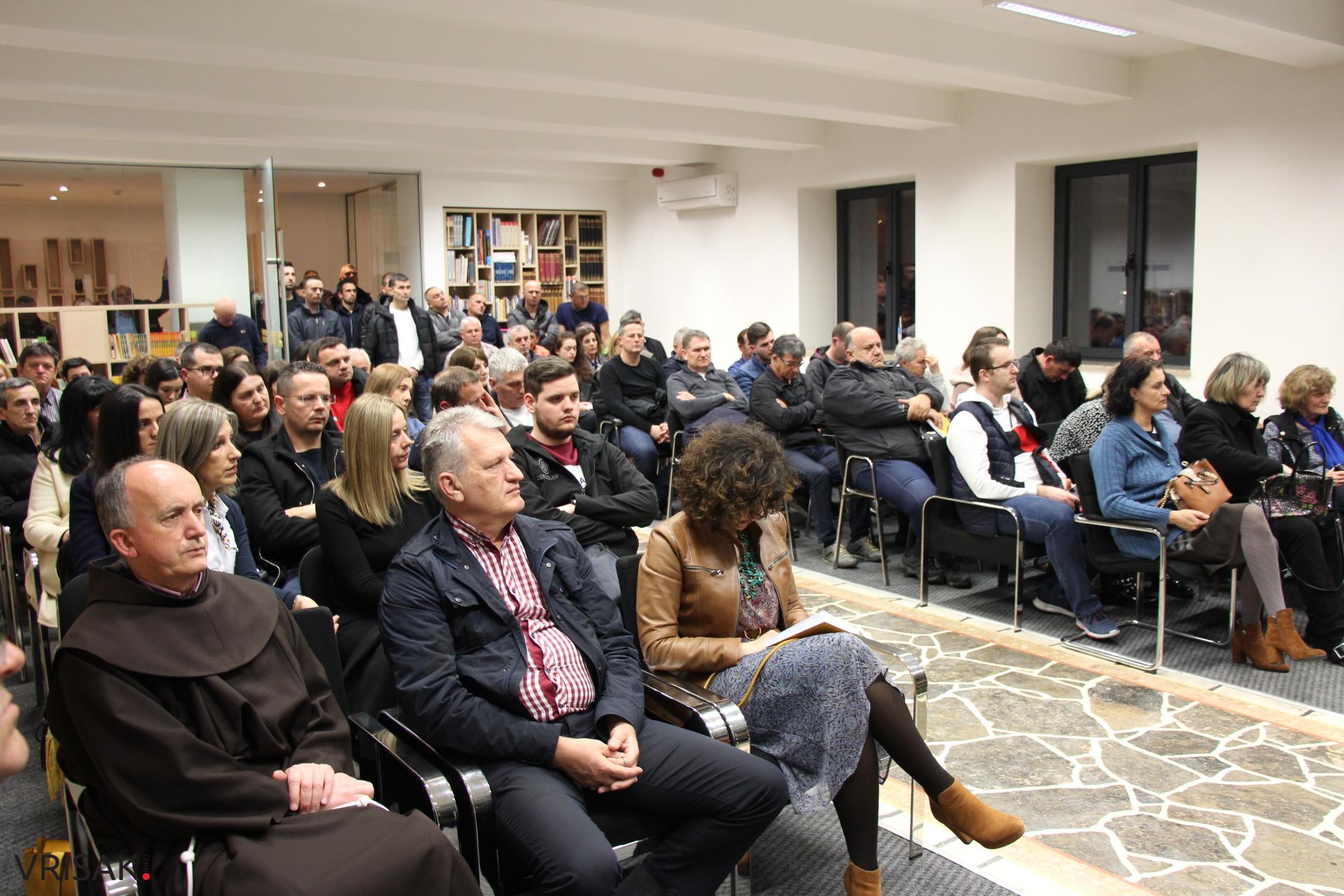 U Širokom Brijegu predstavljen roman ‘Grad bez ptica’ autorice Anite Martinac