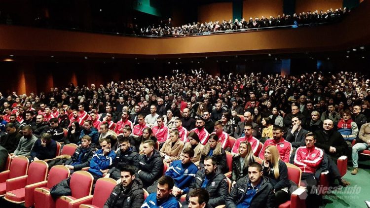 U Mostaru je premijerno prikazan dokumentarni film o Krešimiru Keti Bandiću