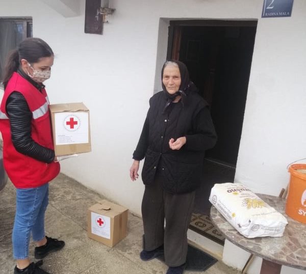 I u dane vikenda volonteri Crvenog križa općine Posušje uz najpotrebitije