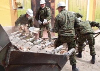 Vojska na ulicama Zagreba;  BBB pomogli premjestiti tek rođenu djecu