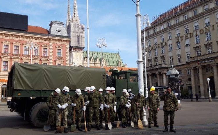 Vojska na ulicama Zagreba; BBB pomogli premjestiti tek rođenu djecu