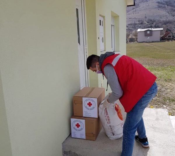I u dane vikenda volonteri Crvenog križa općine Posušje uz najpotrebitije