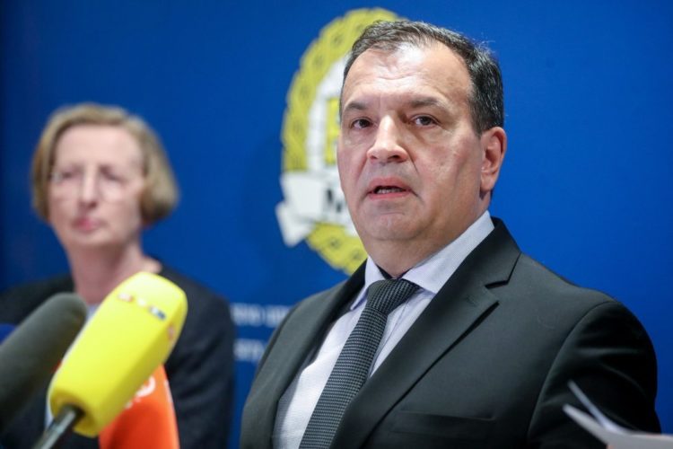 Ministar Beroš: ‘Ako treba, spremni smo uvesti i karantenu za sve ljude’